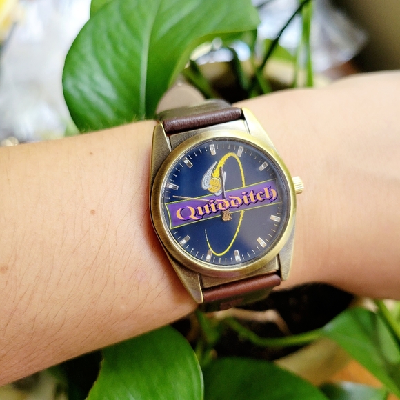 Harry Potter Quidditch Watch - Picture 5 of 13